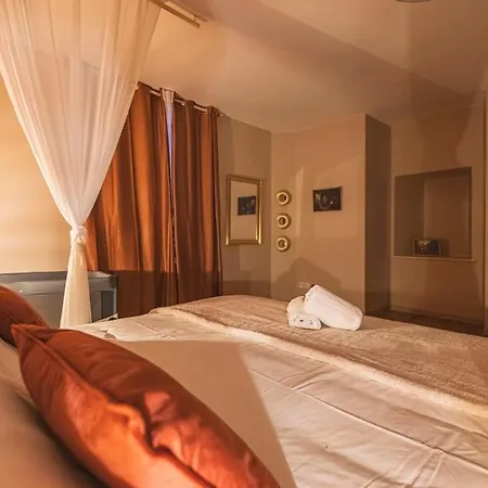 Lejlighed La Prima Mora Maison Medievale Au Coeur Du Chateau Sedan