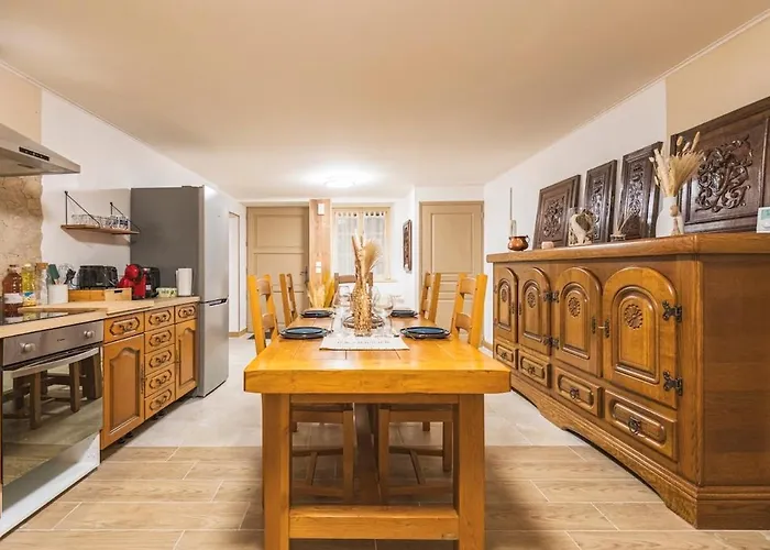 La Prima Mora Maison Medievale Au Coeur Du Chateau Sedan